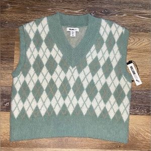 NWT WILLIAMRAST SUPER SOFT GREEN ARGYLE V-NECK SWEATER VEST SIZE MEDIUM